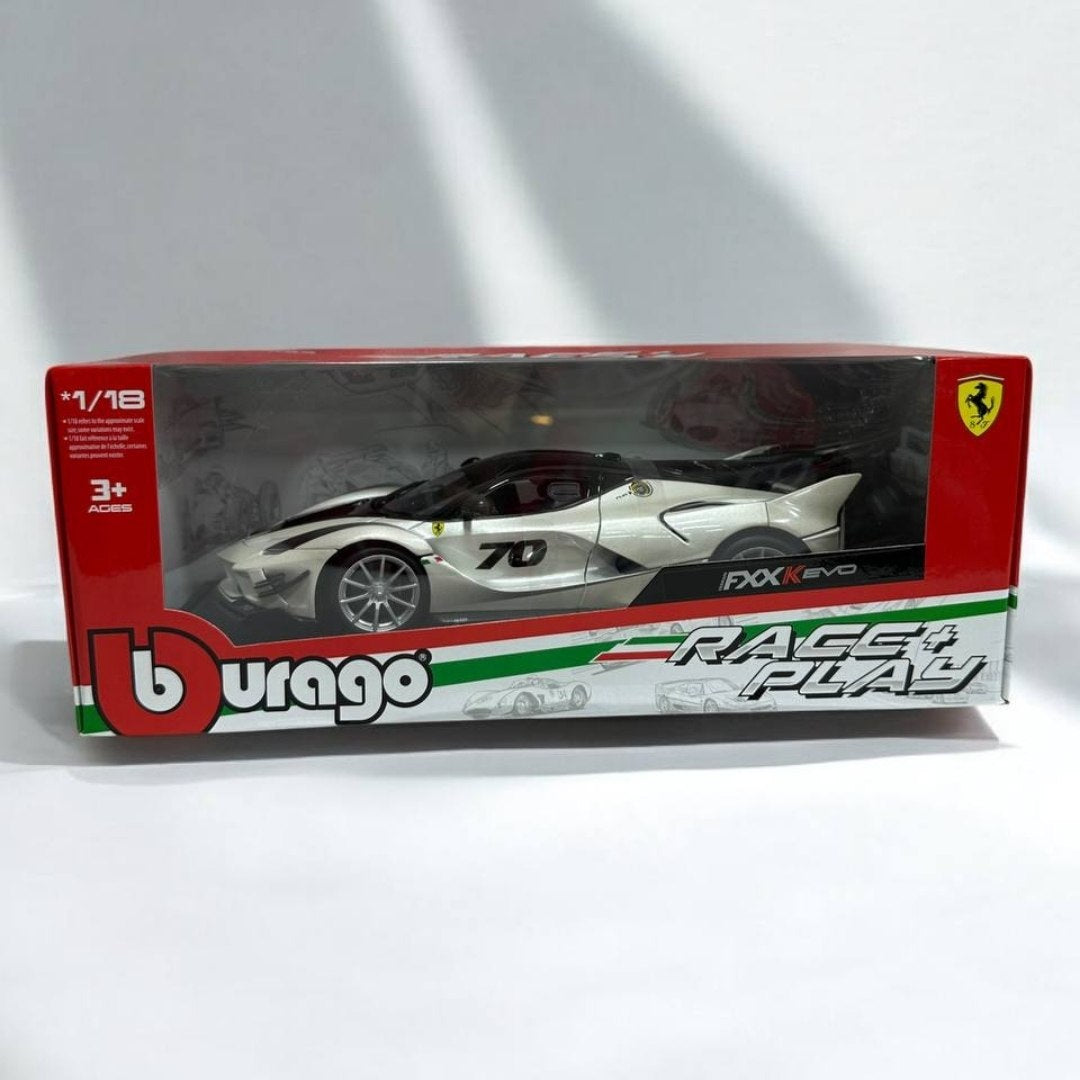 Ferrari FXX-K Evo 1:18 – Rendimiento Extremo en Cada Detalle