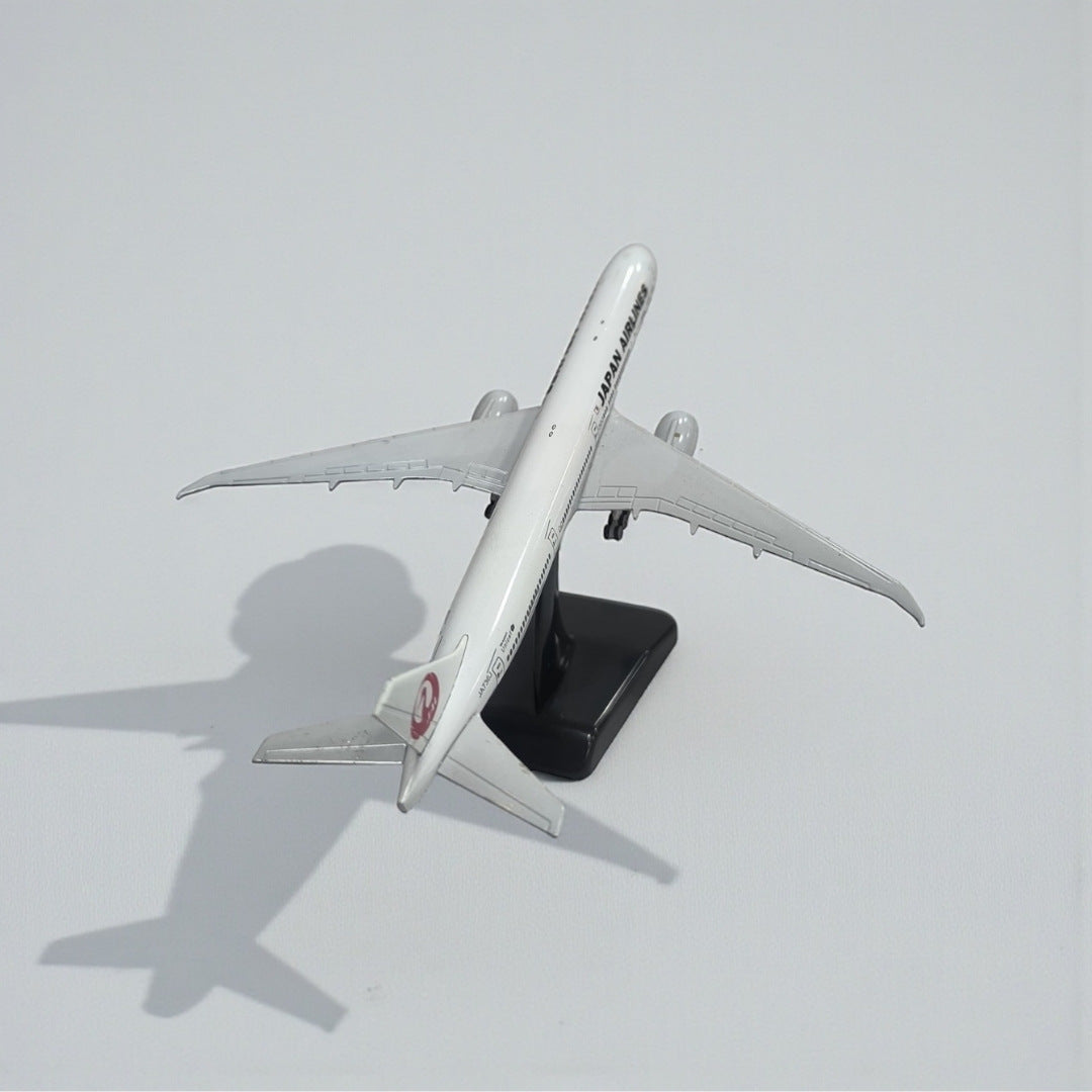 Avión Japan Airlines 1:350 – Modelo de Colección | Aviación Comercial Icónica