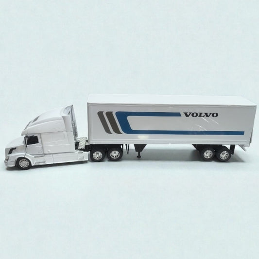 Volvo VN 780 Escala 1:32 – Tractocamión de Larga Distancia de Colección
