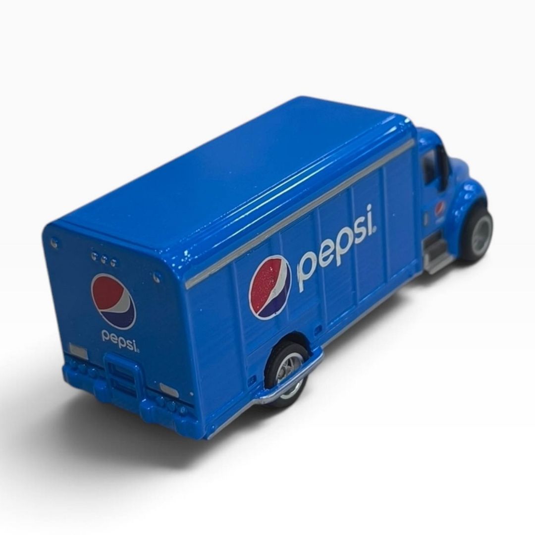 Camión Pepsi Azul 1:64
