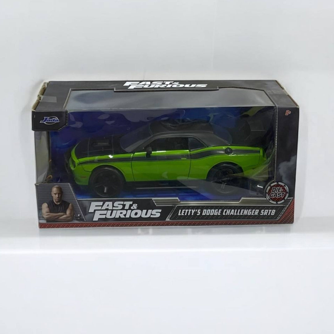 Letty's Dodge Challenger SRT8 1:24 – Modelo a Escala – Muscle Car Emblemático de Rápidos y Furiosos
