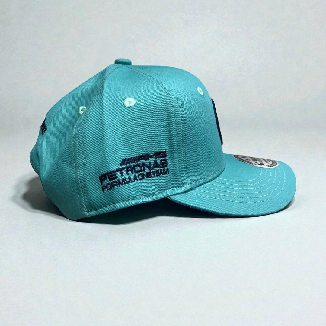 Gorra Mercedes Azul | Elegancia, Prestigio y Espíritu Motorsport