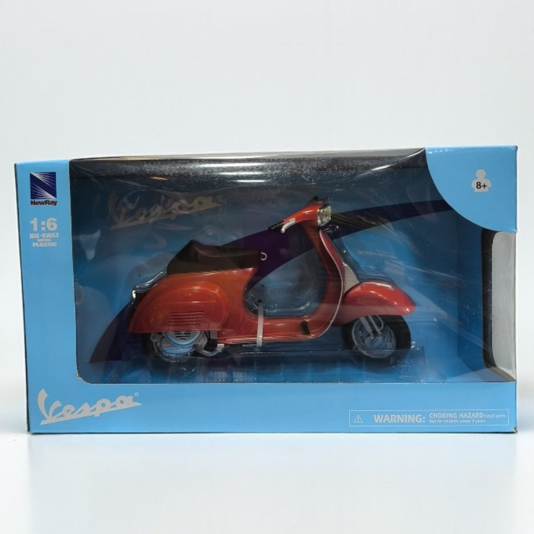 Moto Vespa Escala 1:6 – Scooter Clásico de Colección Premium