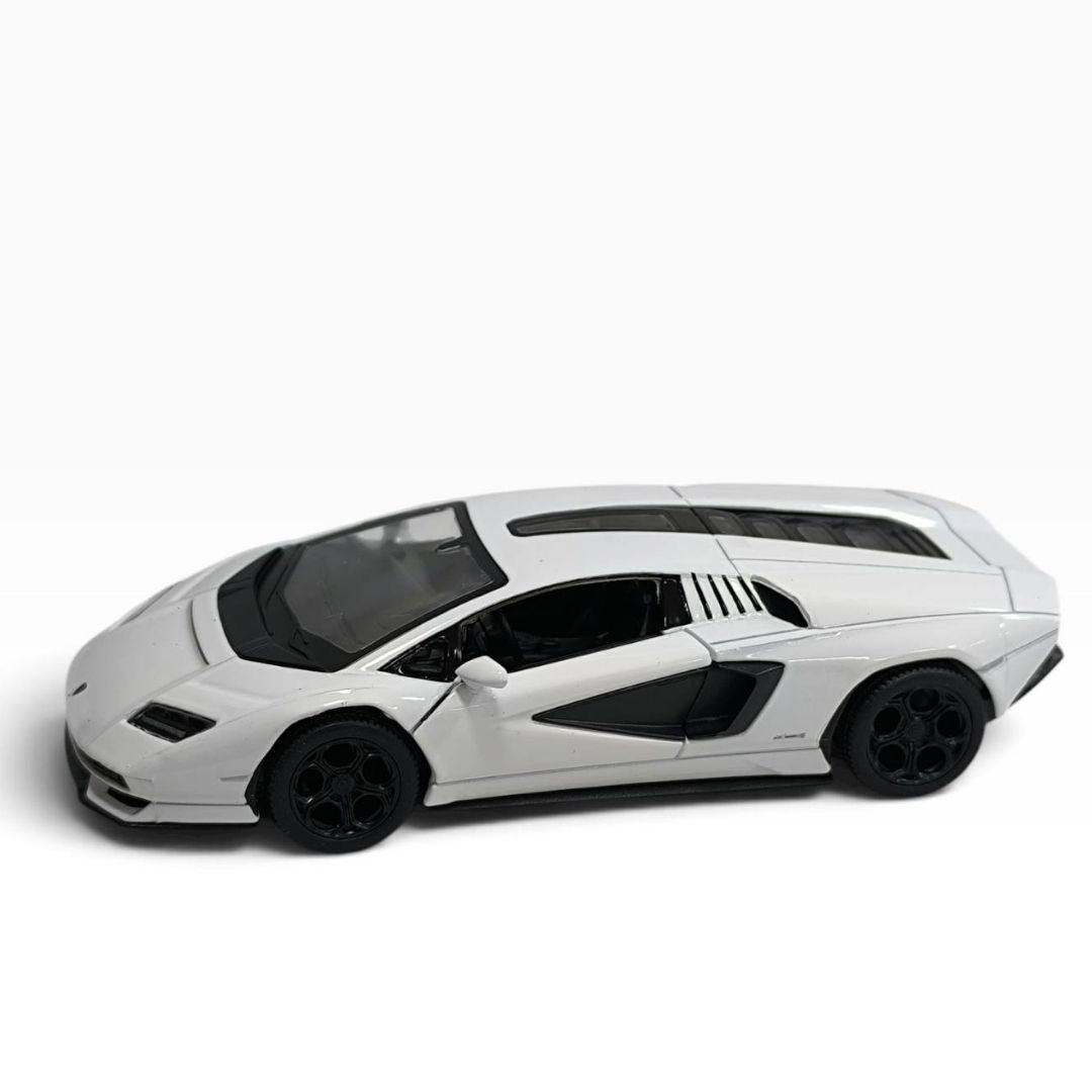 Lamborghini Countach 1:32 Blanco