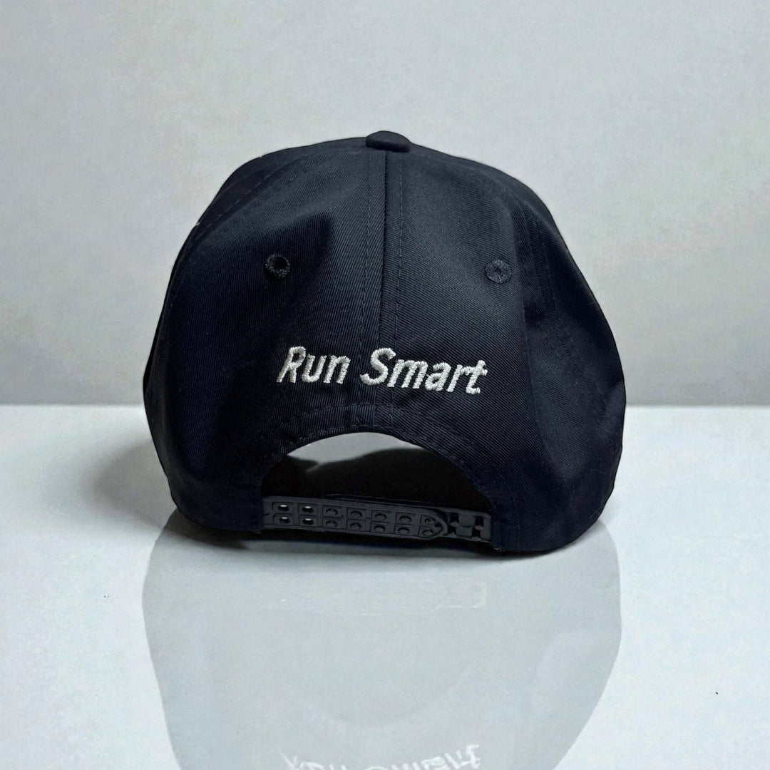 Gorra Freightliner Negra – Fuerza, Poder y Espíritu de Ruta