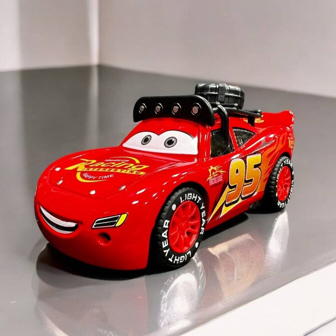 Rayo McQueen 1:32 - Modelo a Escala de Colección