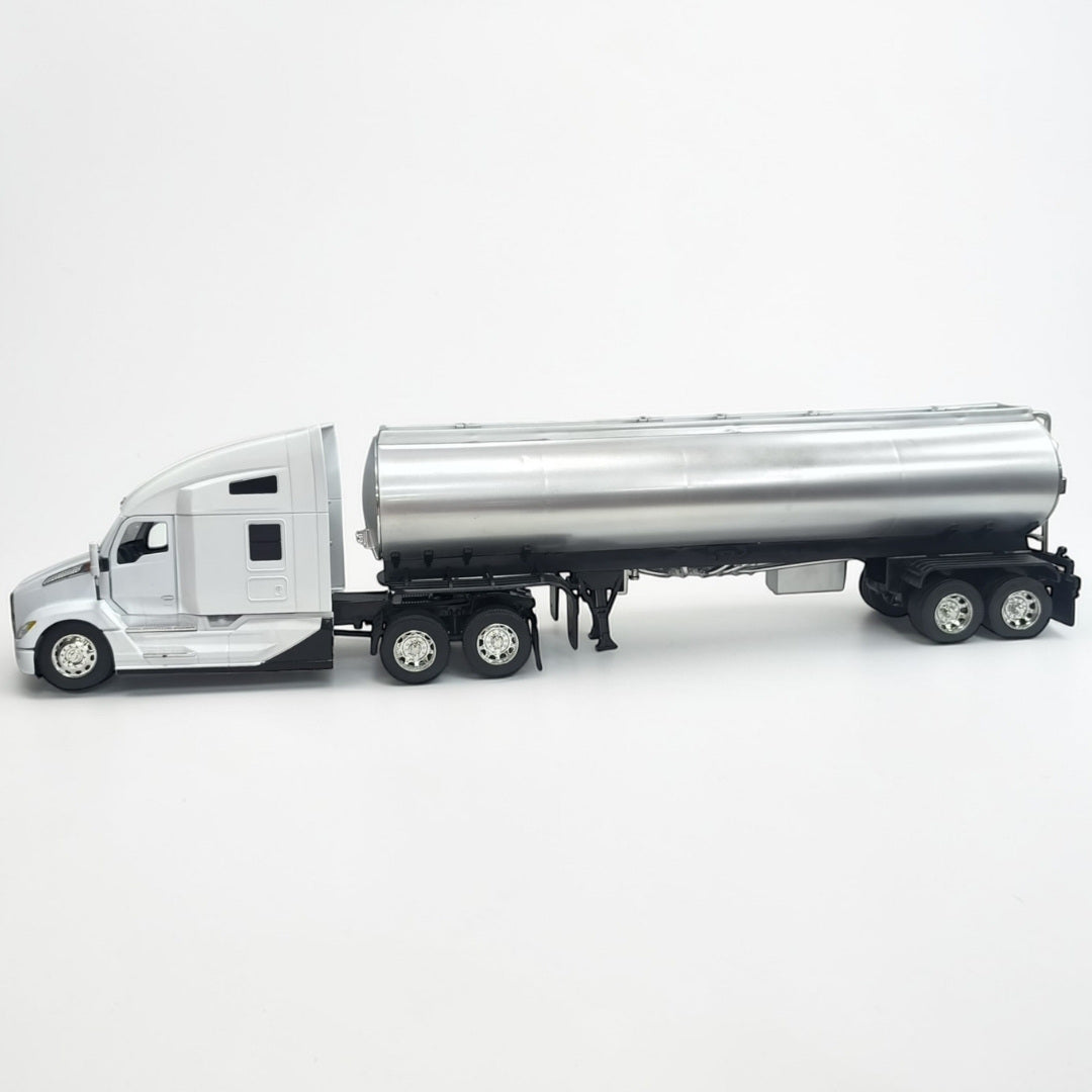 Kenworth T680 Tanque 1:32 – Camión Cisterna de Colección