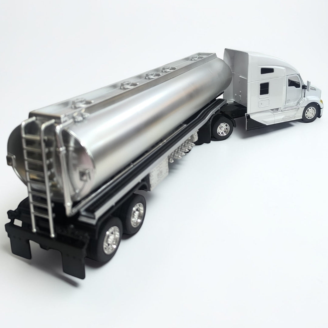Kenworth T680 Tanque 1:32 – Camión Cisterna de Colección