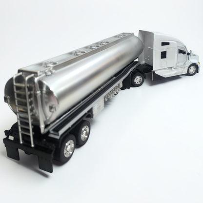 Kenworth T680 Tanque 1:32 – Camión Cisterna de Colección
