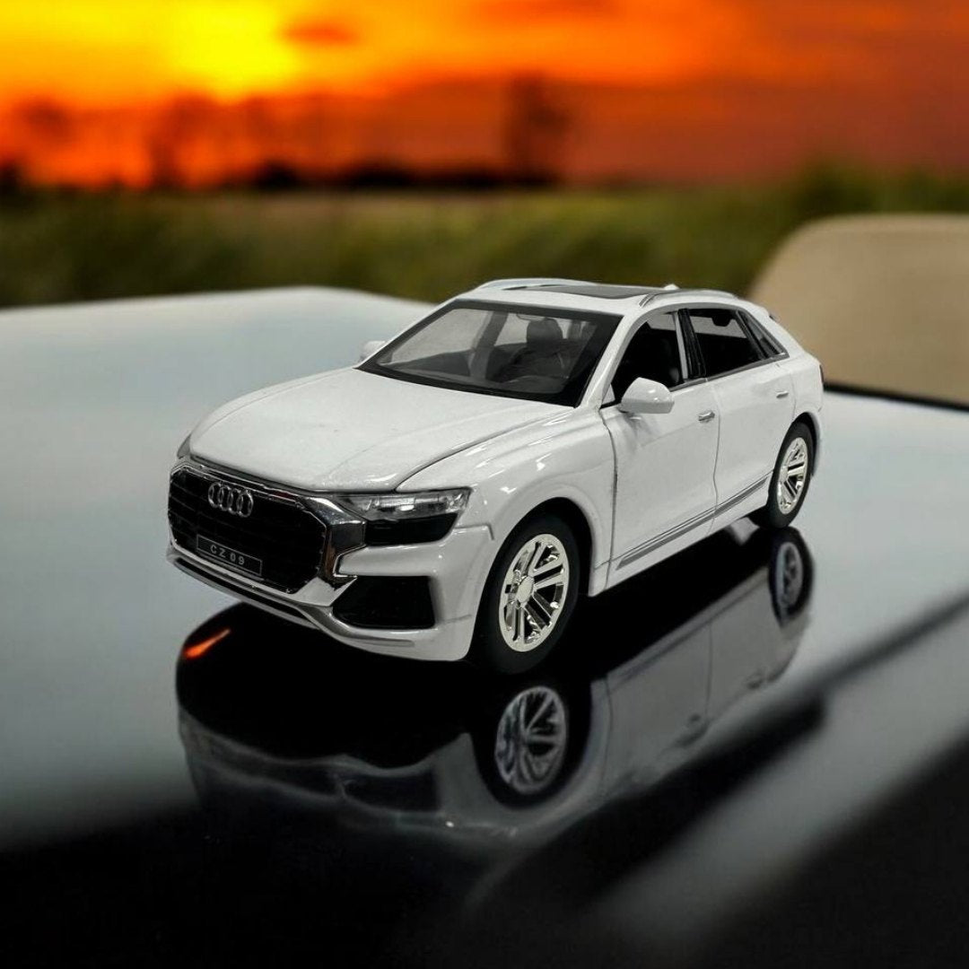 Audi Q7 1:24 – Modelo a Escala – Lujo y Estilo en Miniatura