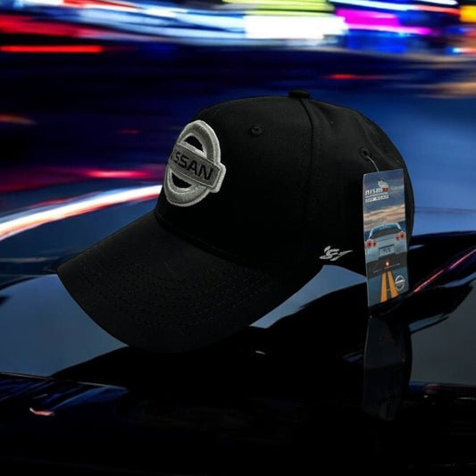 Gorra Nissan – Pasión por la Innovación y la Velocidad