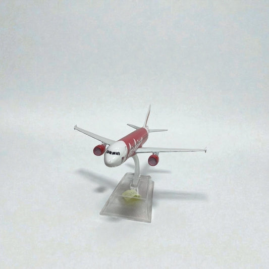Avión AirAsia 1:400 – Modelo de Colección | La Aerolínea Low Cost Más Icónica de Asia