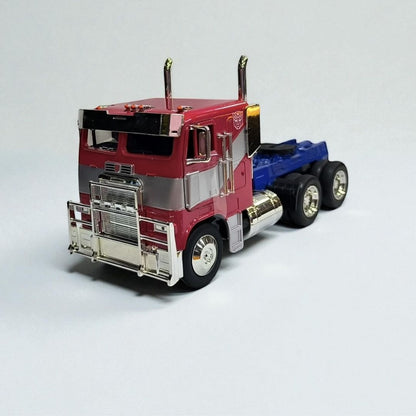 Optimus Prime – Edición de Colección en Metal | El Líder Supremo de Transformers