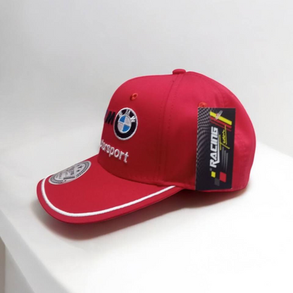 Gorra BMW Roja – Estilo Deportivo y Elegancia Alemana