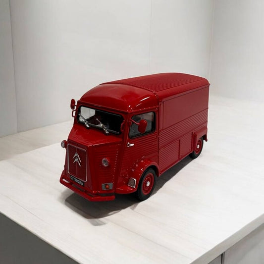 Citroën Type H 1:24 – Modelo a Escala – Diseño Clásico y Detalles Nostálgicos