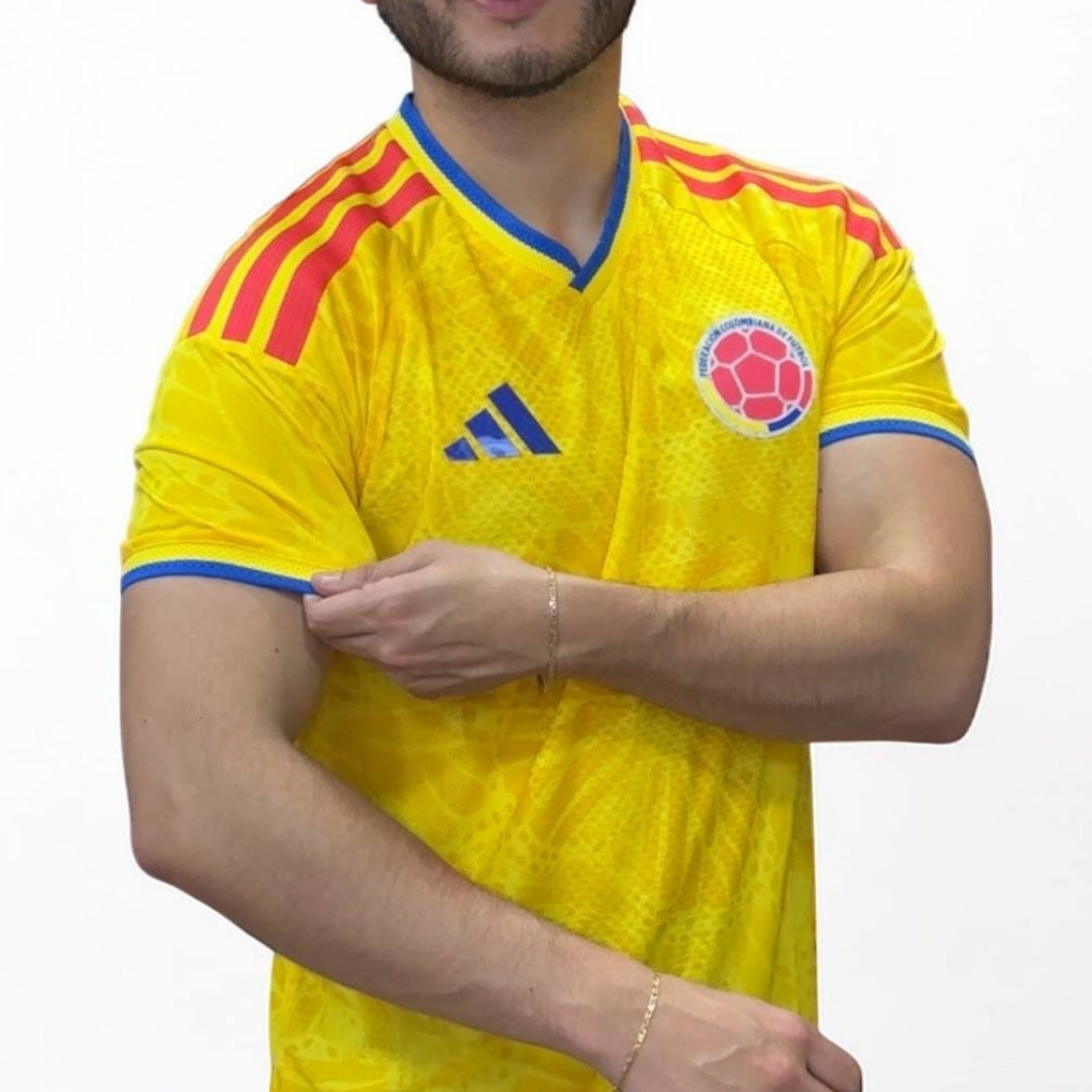 Camiseta Selección Colombia 2026 Versión Jugador – Inspirada en Gabriel García Márquez