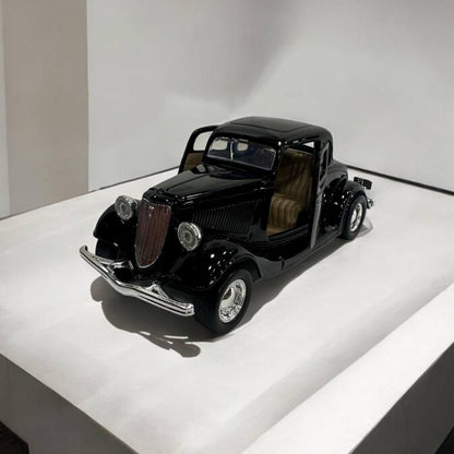 Ford Coupe 1934 1:24 – Modelo a Escala – Diseño Clásico y Detalles Retro