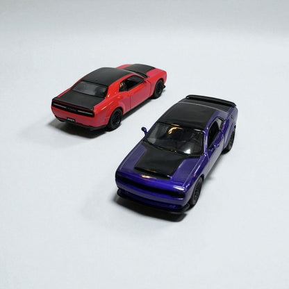 Dodge Challenger 2023 1:32 – Edición de Colección en Metal | El Muscle Car Que Impone Respeto