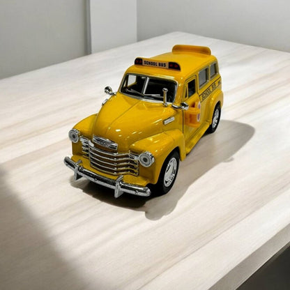 Chevrolet Suburban 1950 1:32 – Modelo a Escala – Diseño Clásico y Detalles Impecables