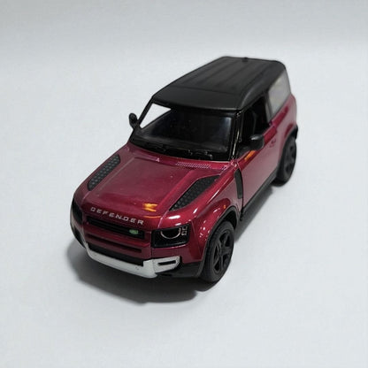 Land Rover Defender 1:32 – Edición de Colección en Metal | El Todo Terreno Más Icónico