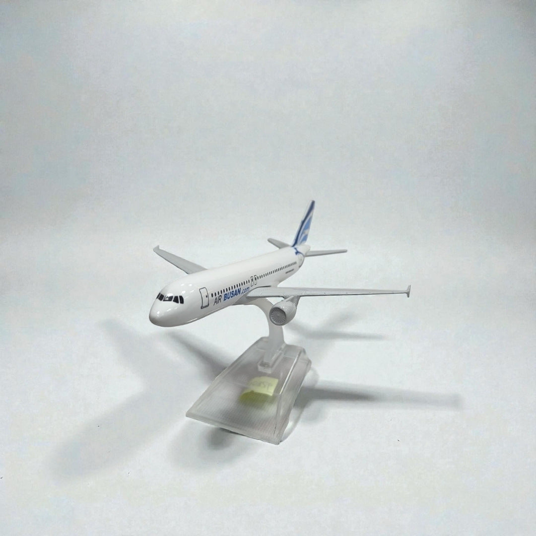 Avión Air Busan 1:400 – Modelo de Colección | Aerolínea Coreana de Alta Precisión