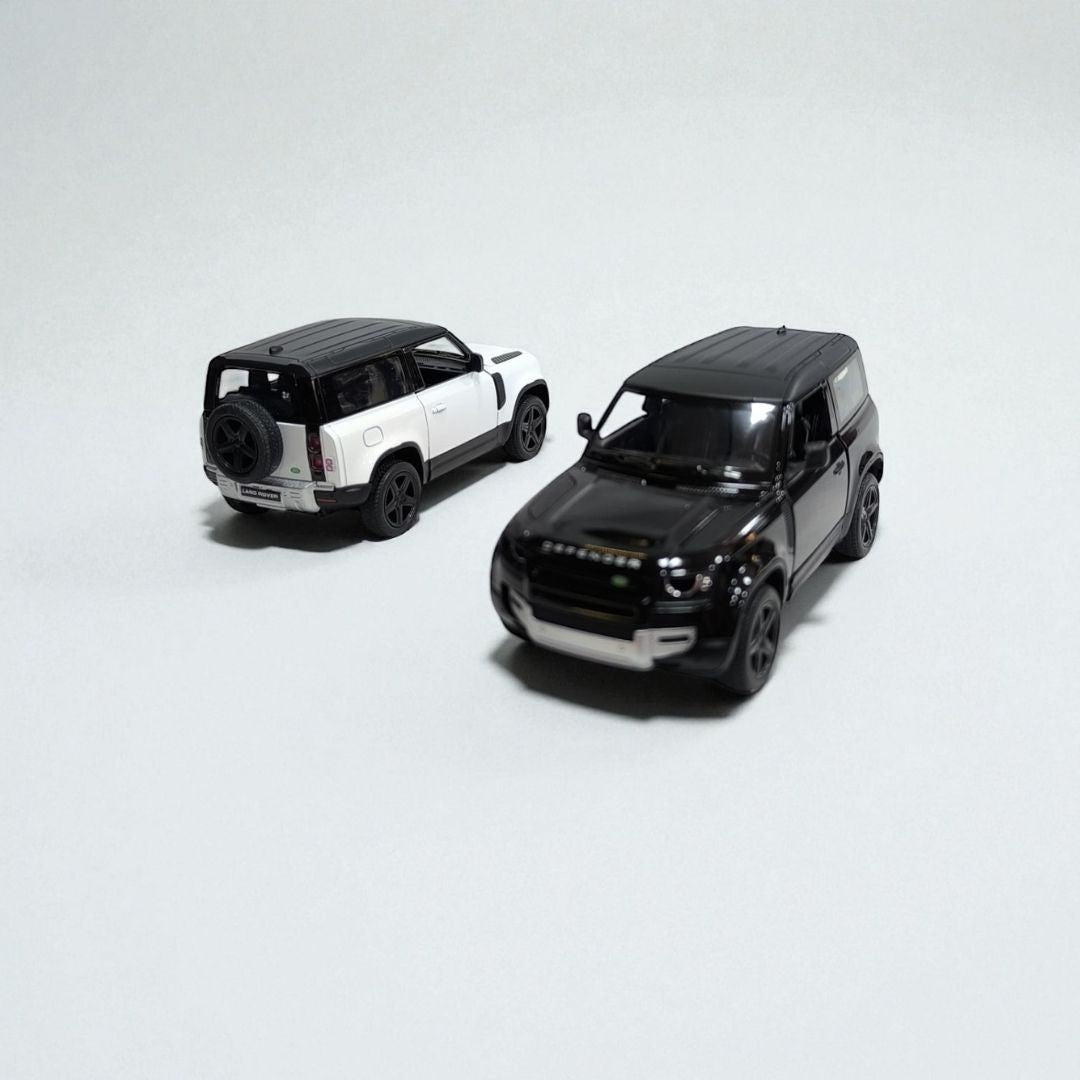 Land Rover Defender 1:32 – Edición de Colección en Metal | El Todo Terreno Más Icónico