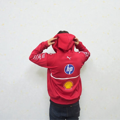 Chaqueta Ferrari Roja – Estilo Racing Oficial | Elegancia y Pasión por la Velocidad