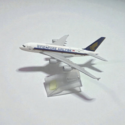 Avión Singapore Airlines 1:400 – Modelo Coleccionable de Alto Detalle