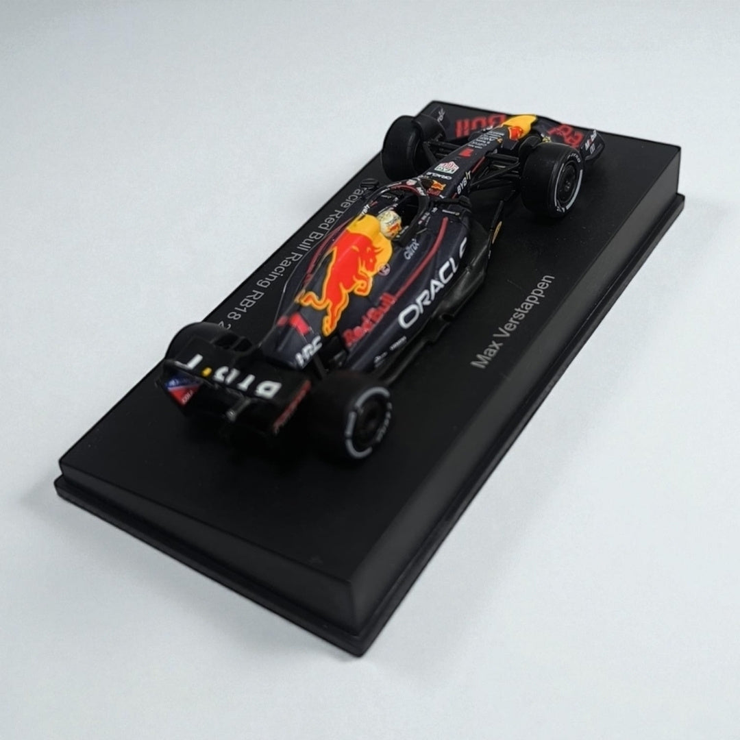 Red Bull Racing F1 1:64 – Miniatura Oficial de Alto Detalle
