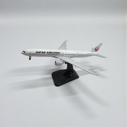 Avión Japan Airlines 1:350 – Modelo de Colección | Aviación Comercial Icónica