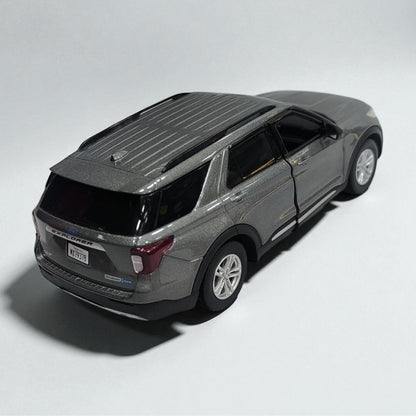 Ford Explorer 1:24 – SUV Icónica en Edición Coleccionable