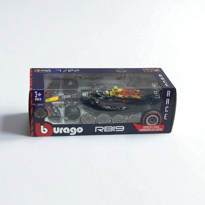 Red Bull RB19 #11 Checo Pérez 1:24 con Juego de Llantas – Auto F1 de Colección