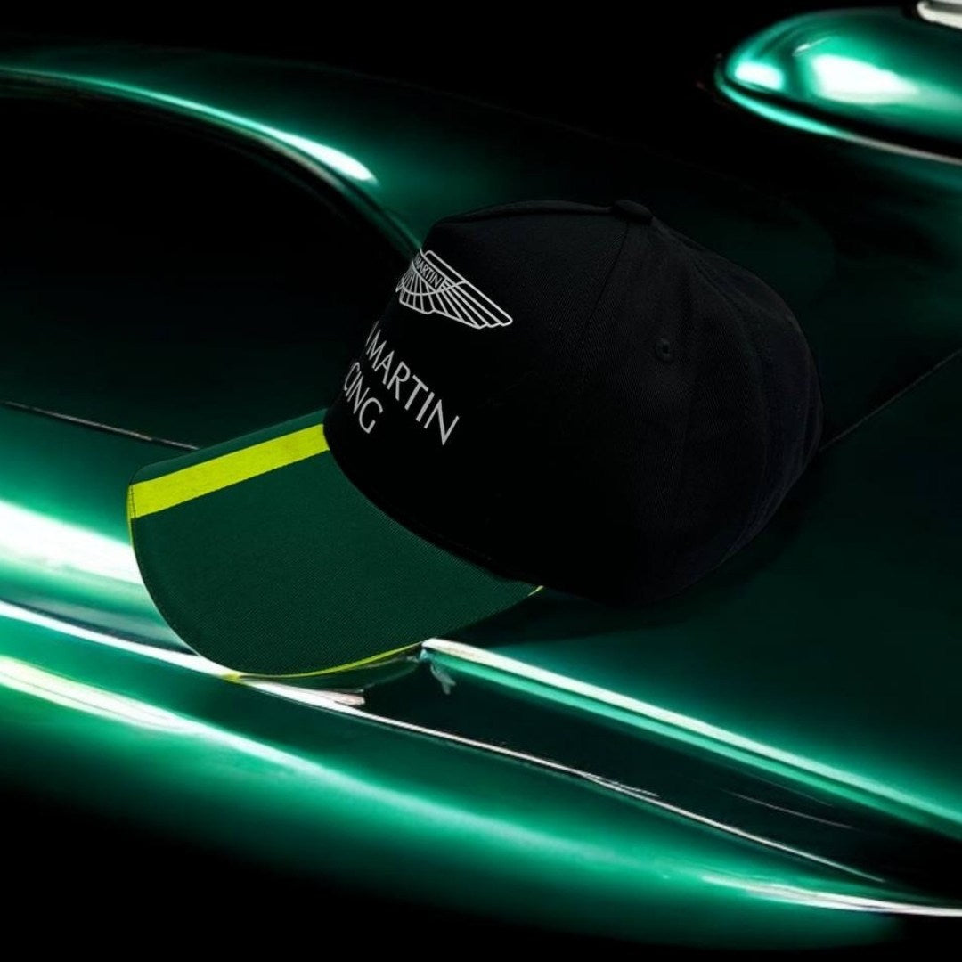 Gorra Aston Martin – Elegancia y Distinción en Cada Detalle