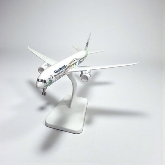 Avión Aeroméxico 1:350 – Modelo de Colección | Elegancia y Precisión en Escala