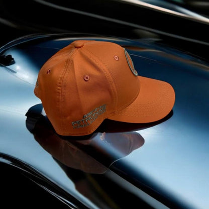 Gorra Mercedes – Lujo y Rendimiento en Cada Detalle