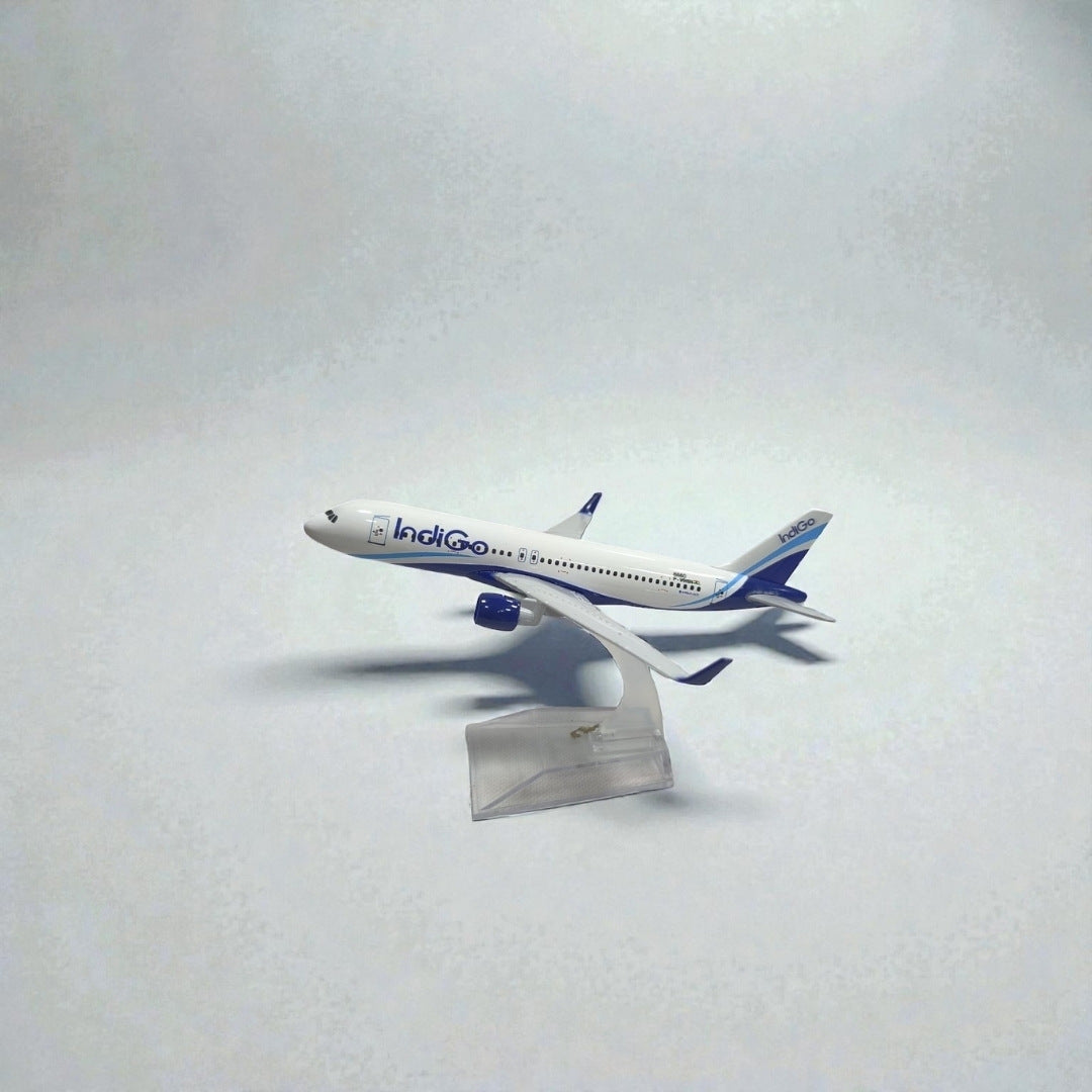 Avión IndiGo 1:400 – Modelo de Colección | Aerolínea Icónica de la India