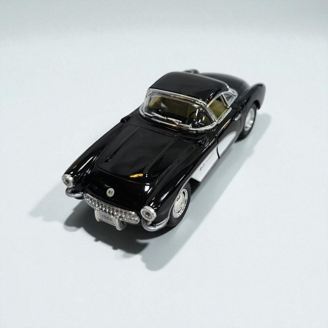 Chevrolet Corvette 1957 1:32 – Edición de Colección en Metal | El Clásico Americano que Nunca Pasa de Moda