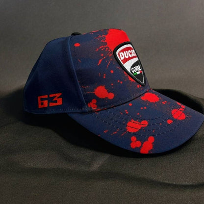 ¡Gorra Ducati Azul con Rojo - Estilo Deportivo y Elegante!