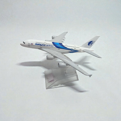 Malaysia Airlines 1:400 – Avión de Colección en Metal | Modelo Premium para Exhibición