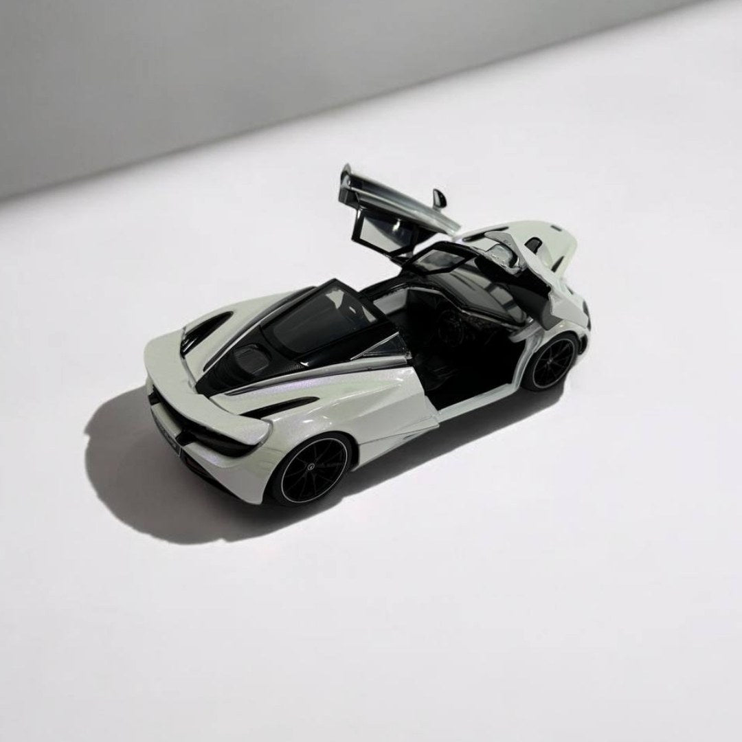 McLaren 720S a Escala 1:24 – Diseño, Rendimiento y Exclusividad