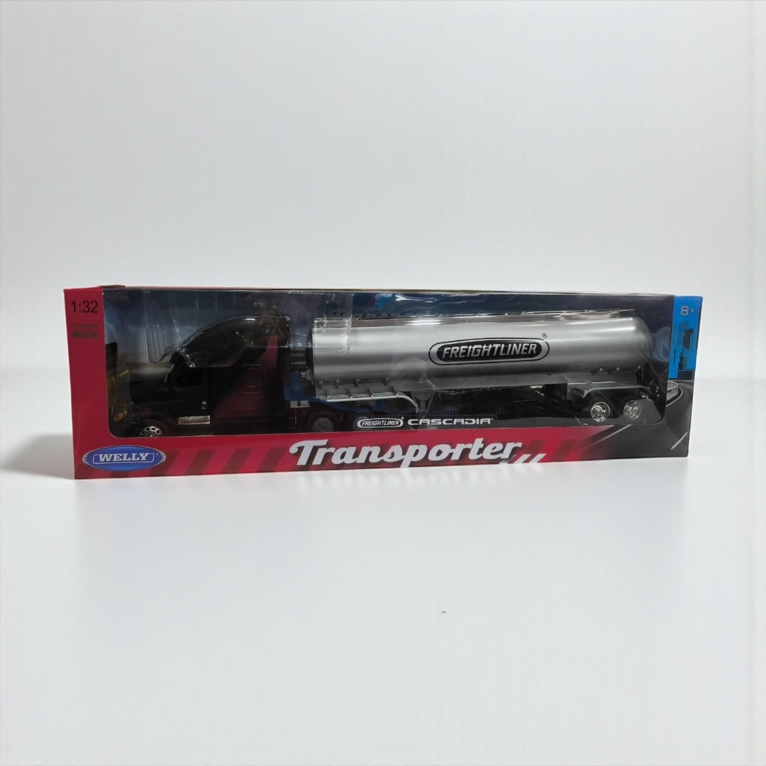 Freightliner Cascadia 1:32 Negro Mate – Camión Premium de Carga en Edición Coleccionista