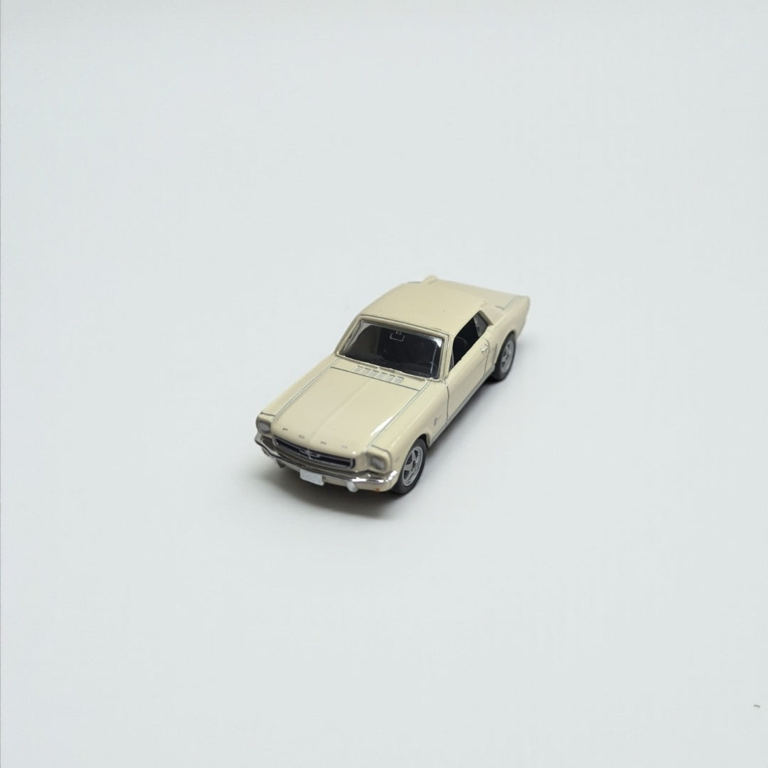Ford Mustang 1964 1:64 – El Nacimiento de una Leyenda