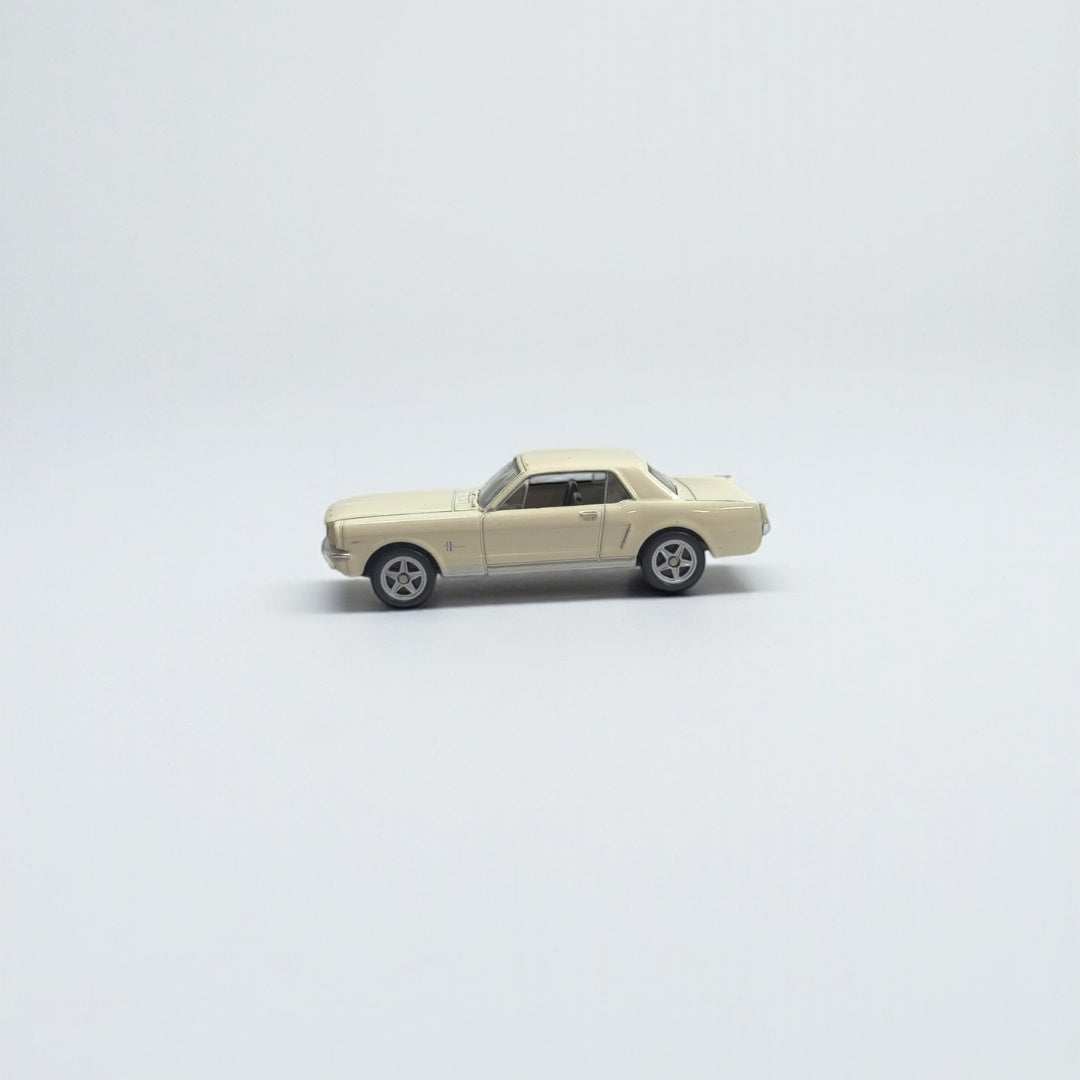 Ford Mustang 1964 1:64 – El Nacimiento de una Leyenda