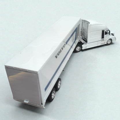 Volvo VN 780 Escala 1:32 – Tractocamión de Larga Distancia de Colección