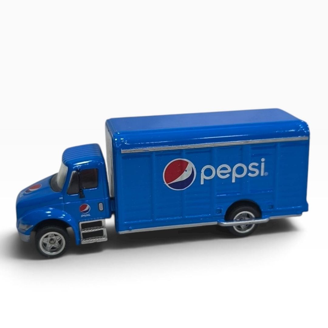 Camión Pepsi Azul 1:64