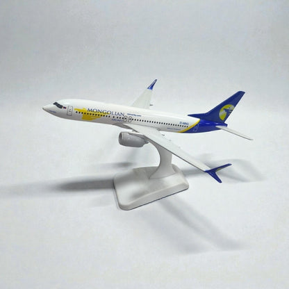 Avión Mongolian Airlines 1:350 – Modelo de Colección | Aviación Internacional en Miniatura