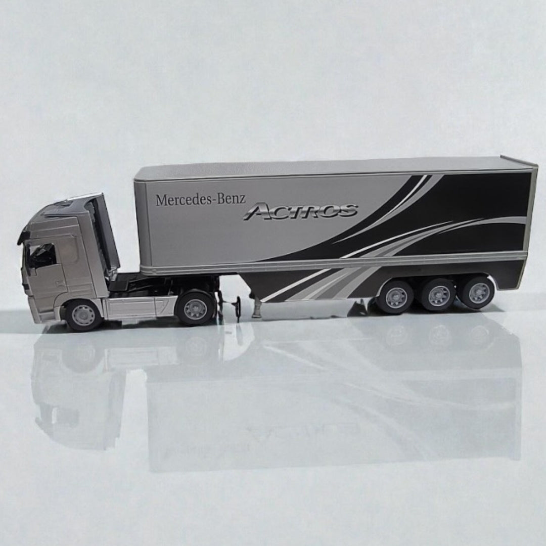 Mercedes-Benz Actros 1857 Escala 1:32 – Tractocamión de Transporte Pesado de Colección