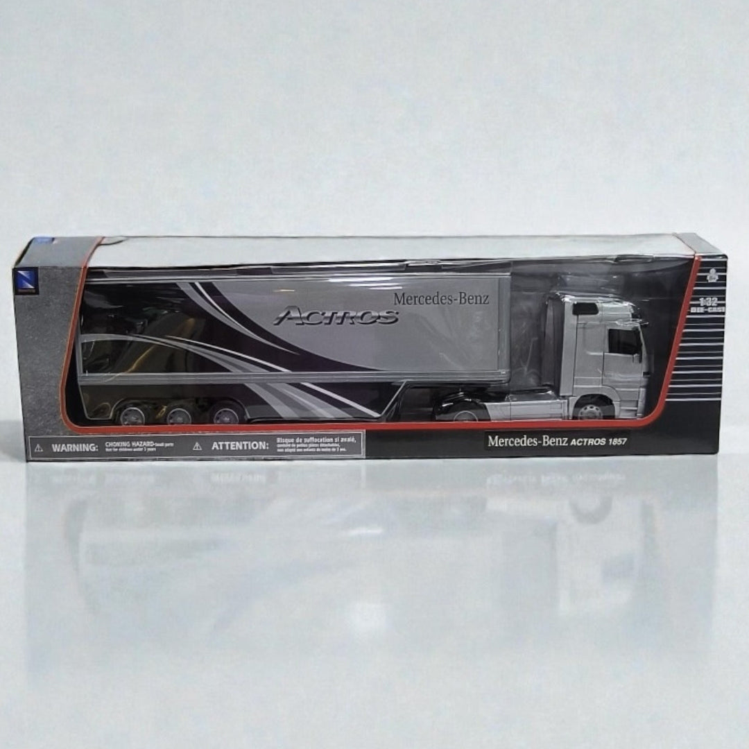 Mercedes-Benz Actros 1857 Escala 1:32 – Tractocamión de Transporte Pesado de Colección