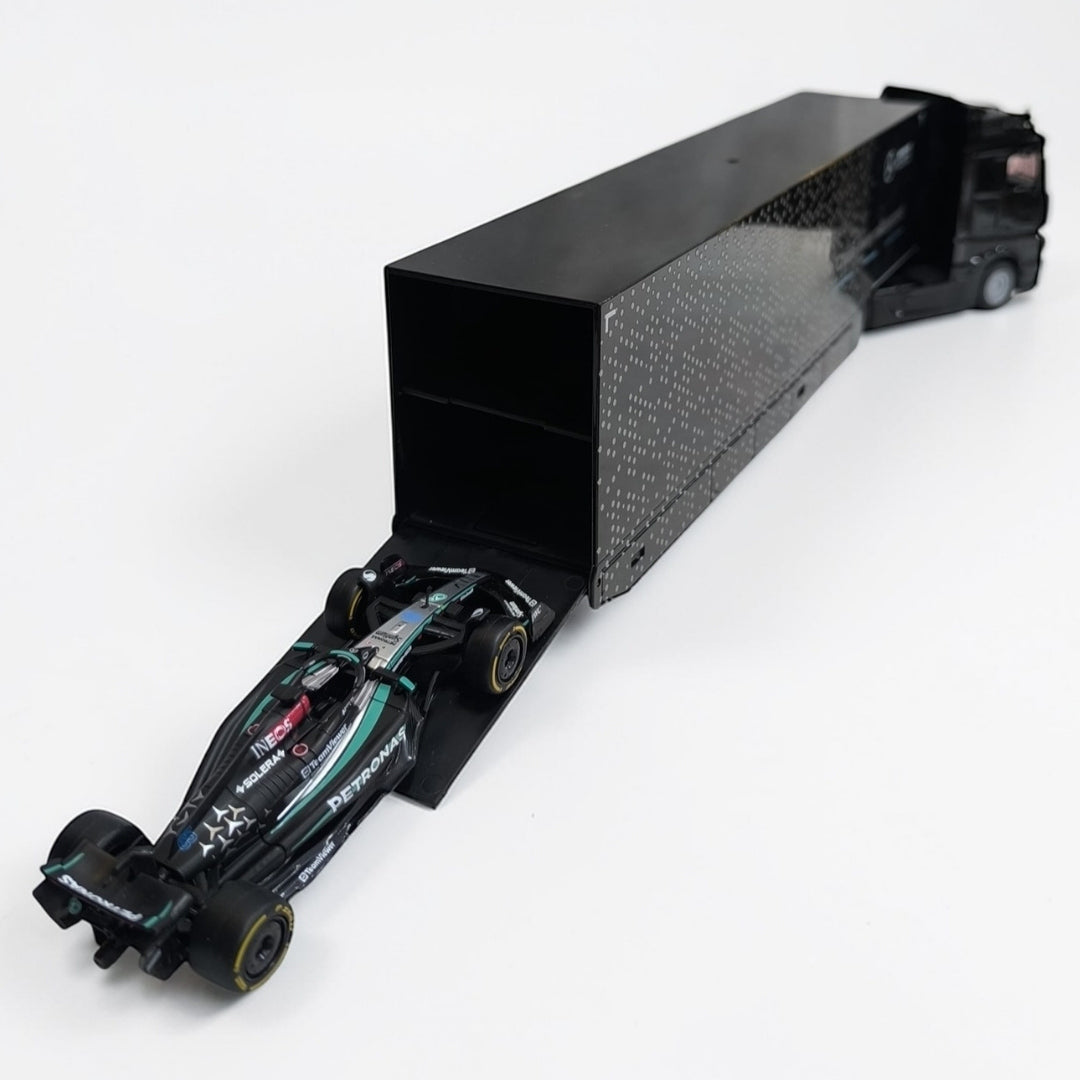 Tractomula Mercedes con Monoplaza de Fórmula 1 Escala 1:43 | Camión Transportador F1 de Colección