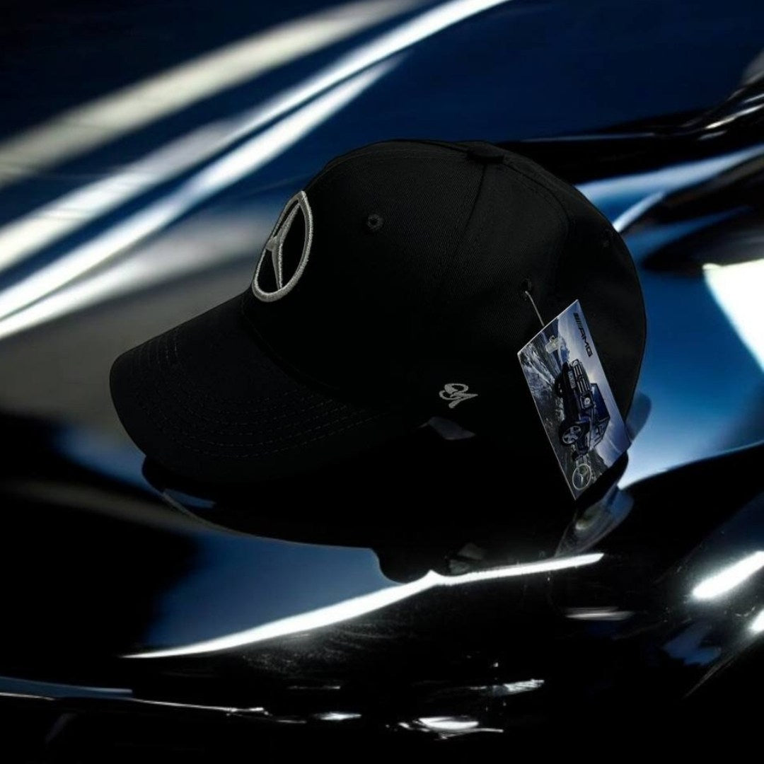 Gorra Mercedes – Elegancia y Potencia en Cada Puntada